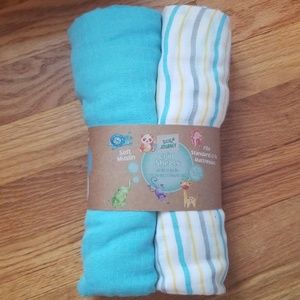 NWT Soft Muslin Crib Sheets, 2 Pack